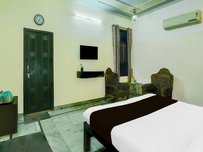 Room 2, Collection O Sikar Road Jaipur, Jaipur