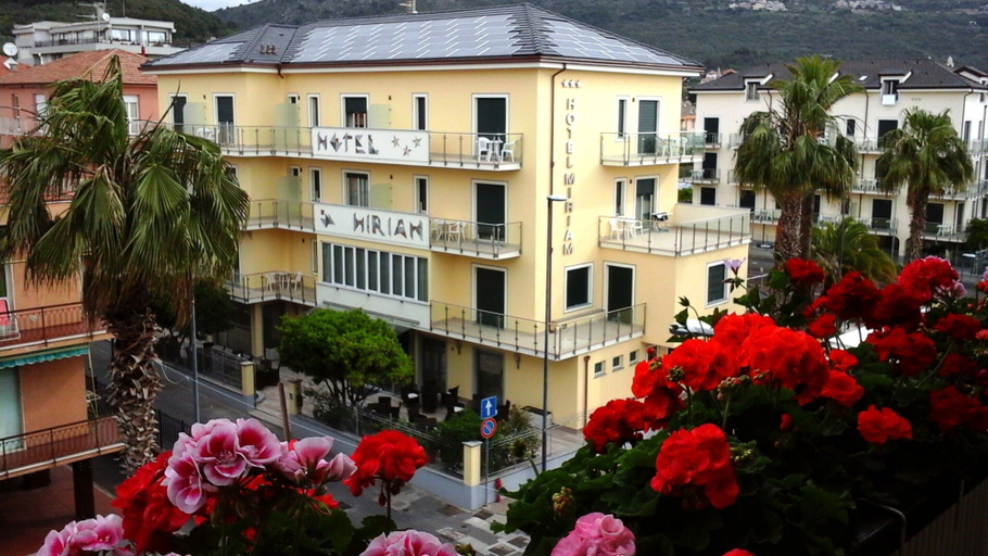 Exterior 3, Appartement in Pietra Ligure, Savona
