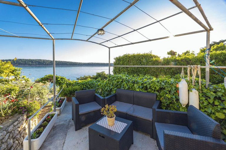 Garden 3, Sea View Apartment in Barbat, Lopar/Supetarska Draga