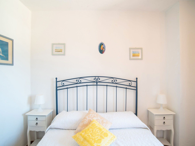 Room 2, Apartment in Porto Rotondo Near Beaches, Olbia-Tempio
