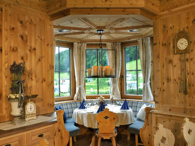 Dining 2, Chalet in the Seeblick Campsite in Kramsach, Kufstein