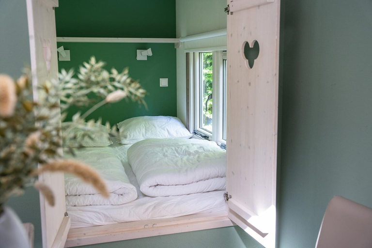Room 5, Unique Holiday Home in Farmhouse Style, Ermelo