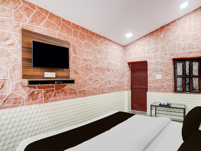 Room 4, Townhouse Rampura Rawat Resort, Jodhpur