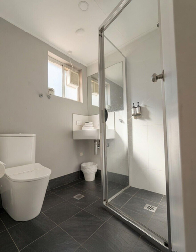 Bathroom 4, Bay House Motel, Wyong - South and West