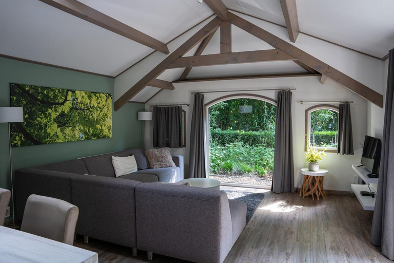 Living room 4, Unique Holiday Home in Farmhouse Style, Ermelo