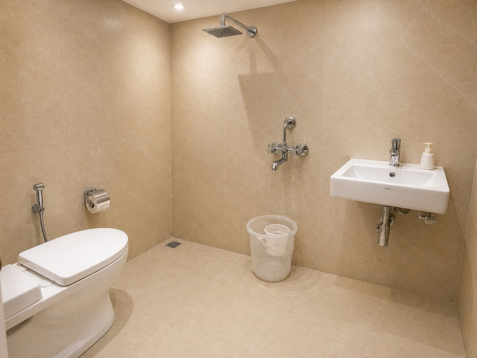 Bathroom 4, Hotel Hari Kripa Dham Near Prem Mandir Vrindavan, Mathura