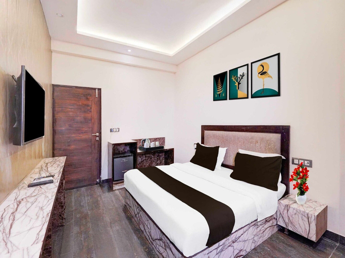 Room 3, Hotel O Sector 108 Noida, Gautam Buddha Nagar