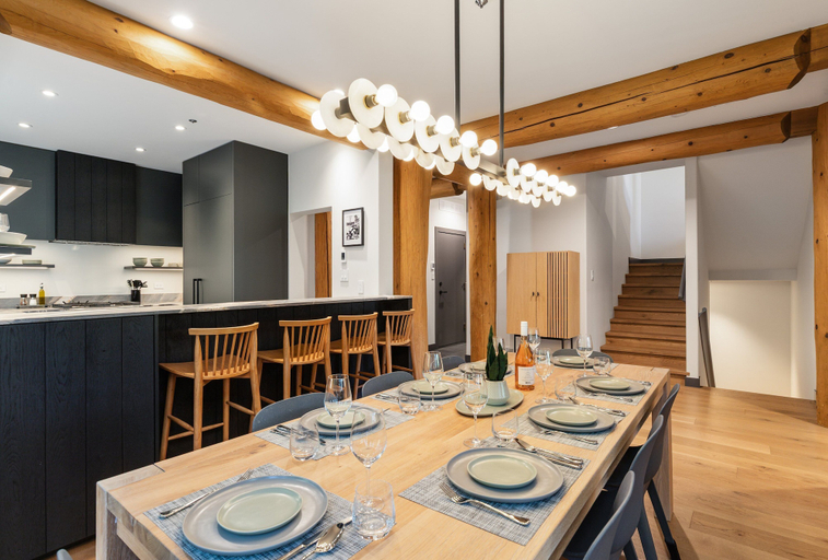 Room 3, West Coast Haven at Taluswood, Squamish-Lillooet