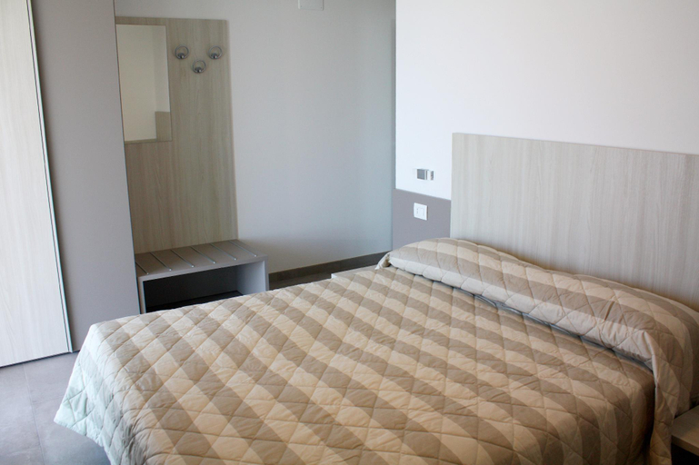 Bedroom 4, Central Lignano apartment, Udine