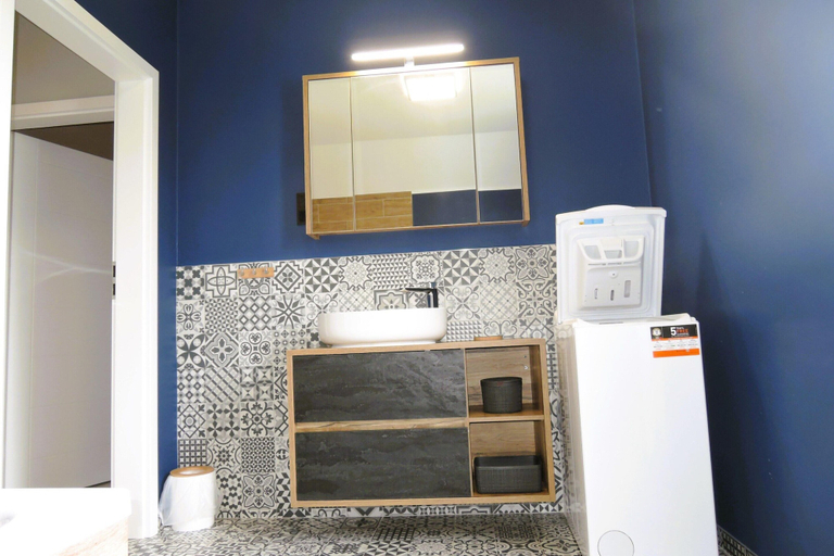Bathroom 4, Luxury Holiday Home for 12 People, Kamień