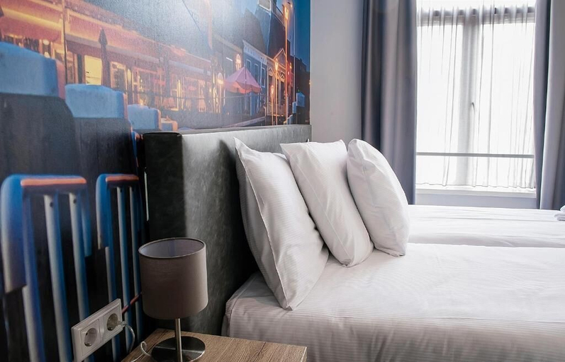 Bedroom 4, City2Beach Hotel, Vlissingen