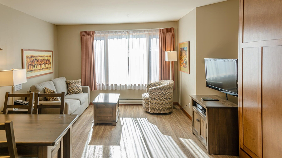 Living area, Cahilty #304 Home, Thompson-Nicola