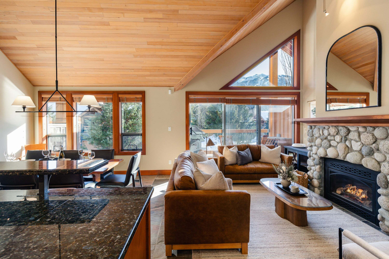 Living area 3, Harmony Chalet at Montebello, Squamish-Lillooet