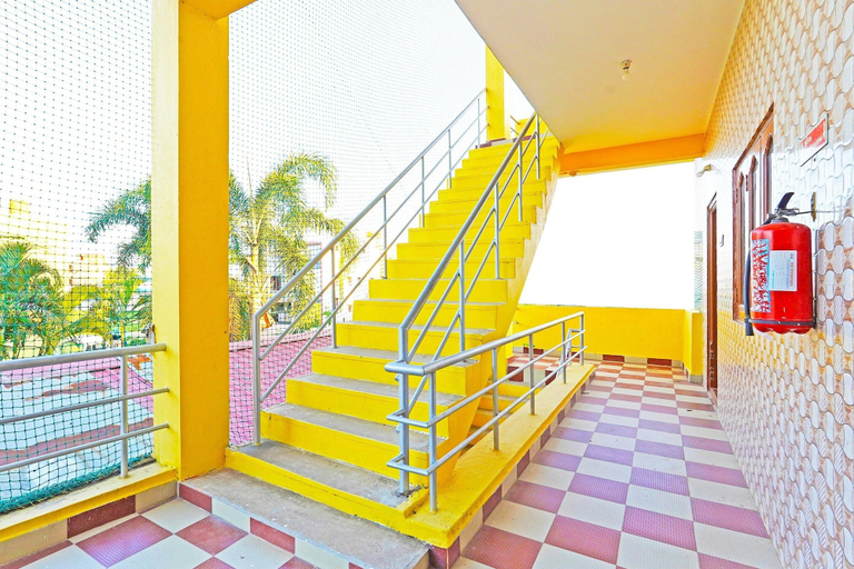 Property grounds, Super Hotel Sri Ram Nagar Sriperumbudur, Kancheepuram