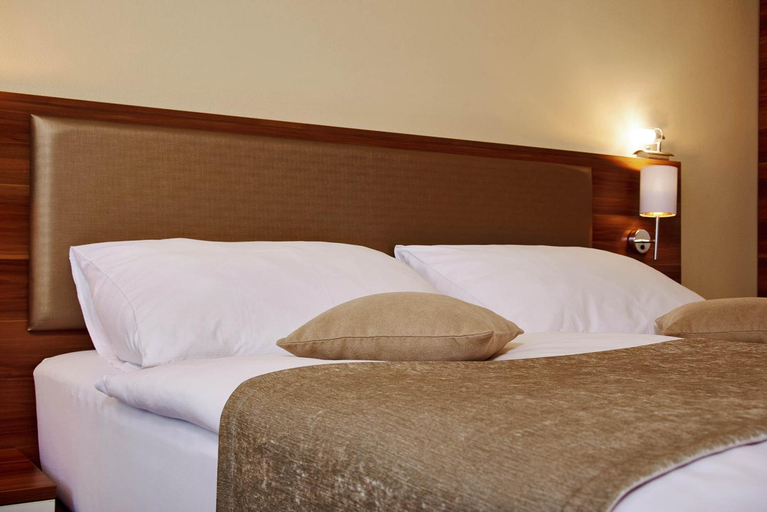 Others 3, Privilege - EMPIRE Hotels Group, Košice II
