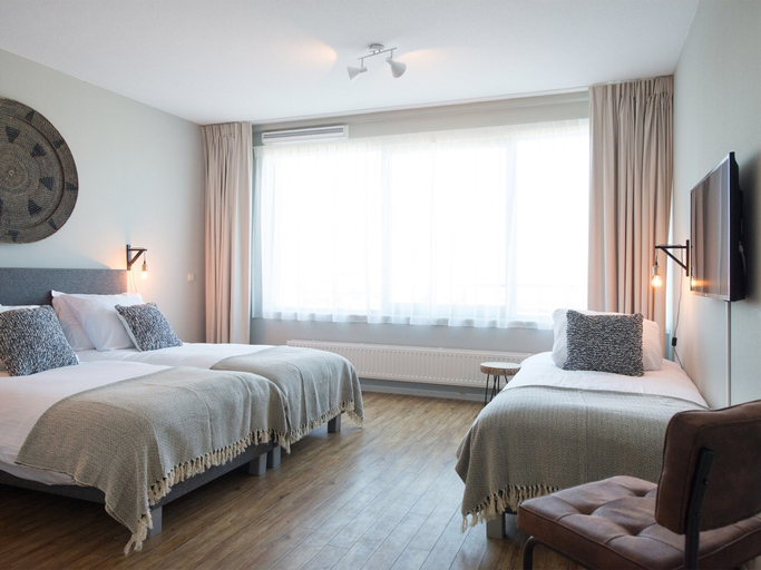 Bedroom 5, Cosy Apartment in Scheveningen, The Hague