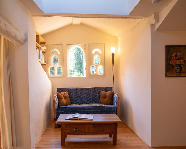 Room 2, 18thc Perfumer's Home, Heated Pool & View, Alpes-Maritimes