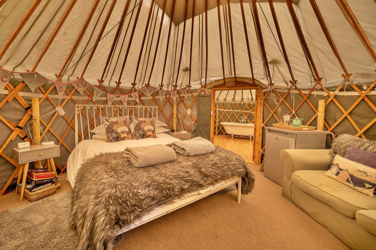 Room 3, Romantic Chalet in Nature, No Deposit, Perthshire and Kinross