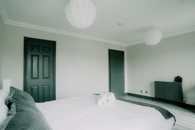 Bedroom 2, Woodgrove Holiday Homes, Inverness, Highland