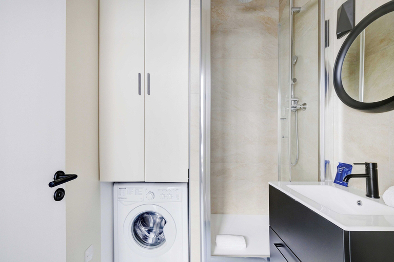 Bathroom 2, Beautiful Apartment - 1br/2p - Near Nation, Paris