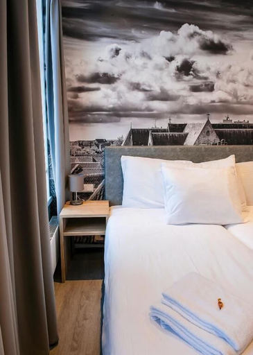 Bedroom 3, City2Beach Hotel, Vlissingen