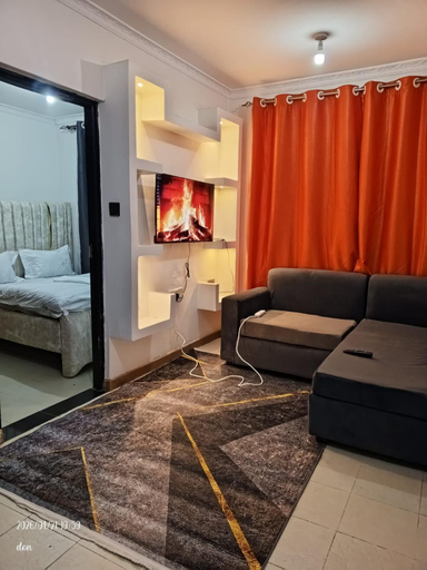 Facilities, Boma yangu, Starehe