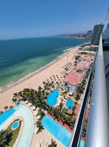 Sport & Beauty 2, Peninsula Puerto Vallarta beachfront condos, Puerto Vallarta