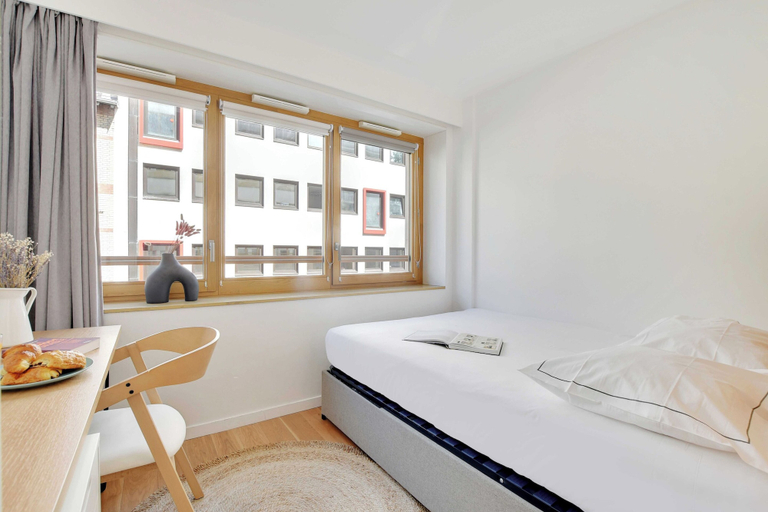 Room 3, Residence Helios - Cosy Bedroom 2p With Rooftop, Paris