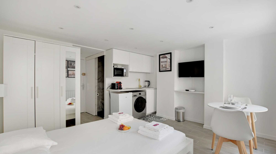 Bedroom 2, Intimate Apartment - 2P - Le Marais, Paris