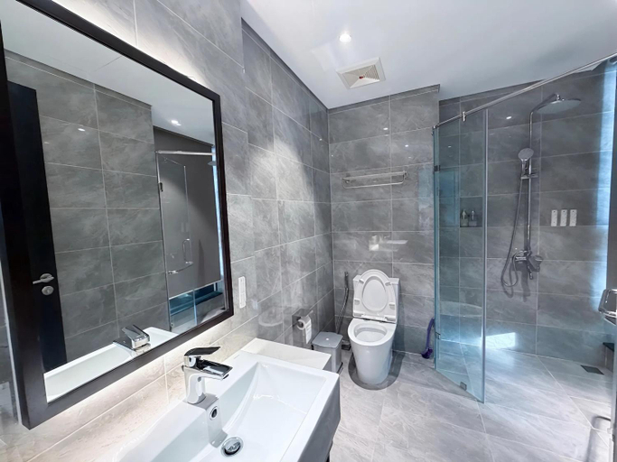 Bathroom 3, The Sapphire Ha Long Apartment, Hạ Long