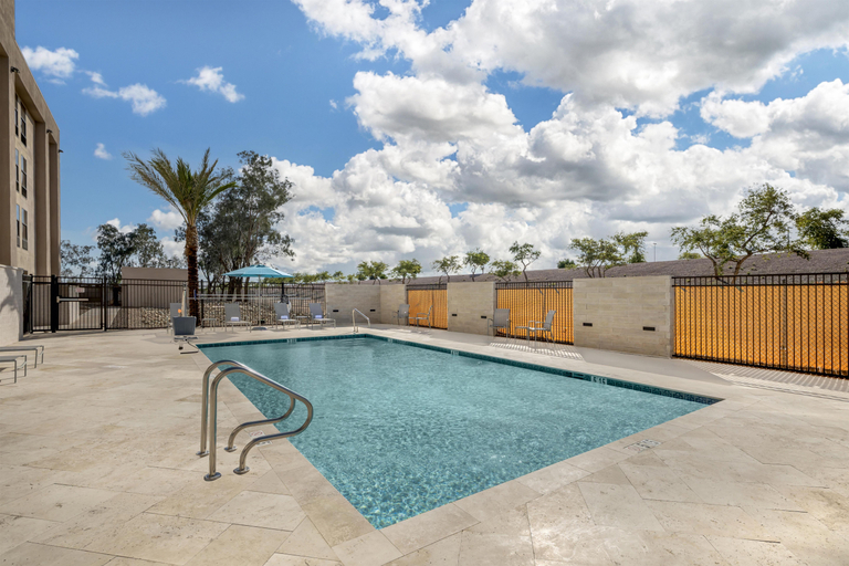 Sport & Beauty 5, Best Western Plus Gilbert/Mesa, Maricopa