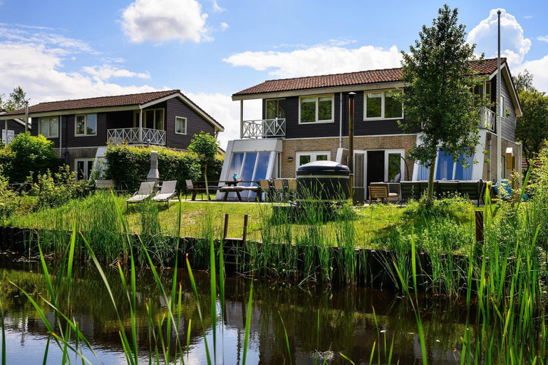 Exterior 5, Comfortable Family and Friends House With Wellness, Vlagtwedde