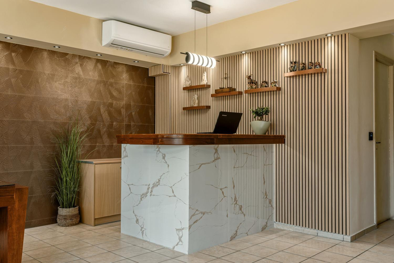 Public Area, Varvara's Diamond - Adults Only, Crete