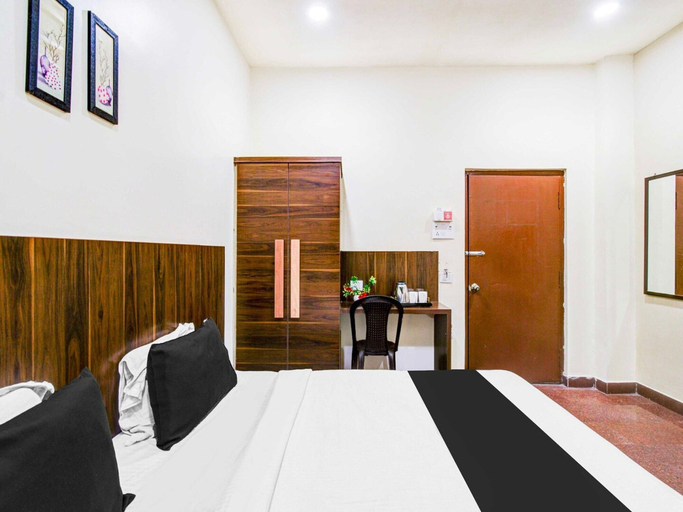 Room 5, Collection O Townvilla Guesthouse, Ranga Reddy