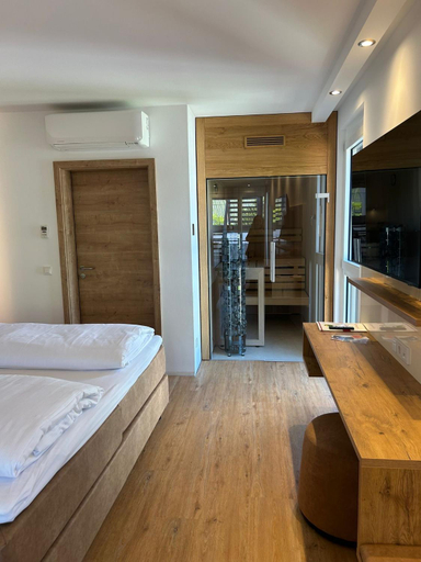 Bedroom 2, Hotel Moselauen, Bernkastel-Wittlich