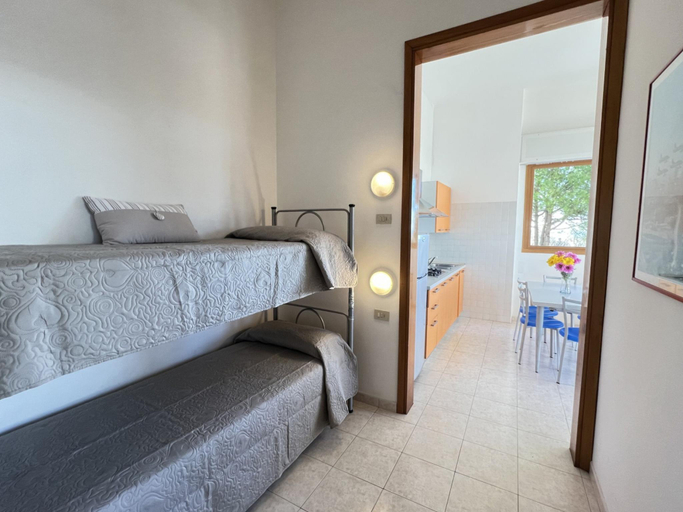 Bedroom 3, Sea view apartment in central Bibione, Venezia