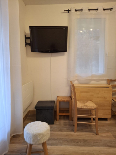Living room 3, Alpine Nook in the Heart of Allos, Alpes-de-Haute-Provence