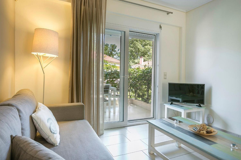 Others 5, Deluxe Kefalonia Apartment  1 Bedroom  Apartment Thalassa  Tranquil Location, Ionian Islands