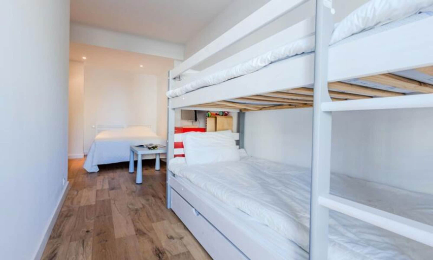 Room 5, Apartment in Cannes With Stunning Sea View, Alpes-Maritimes