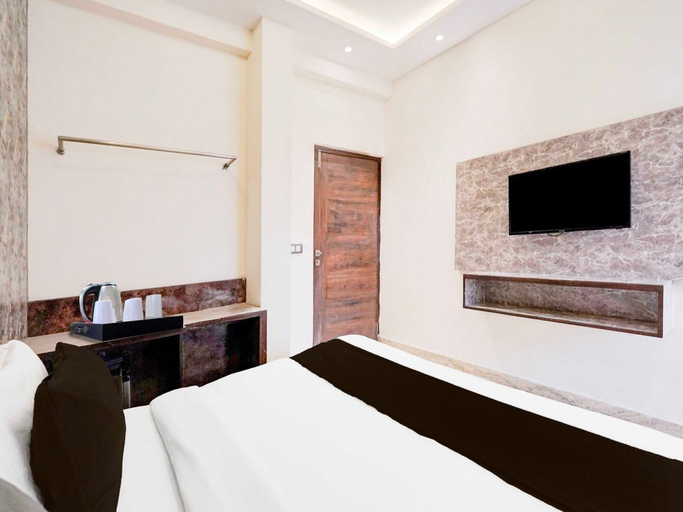 Room 5, Hotel O Sector 108 Noida, Gautam Buddha Nagar