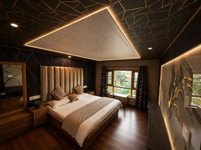 Room 2, Hotel Rose Hill, Anantnag