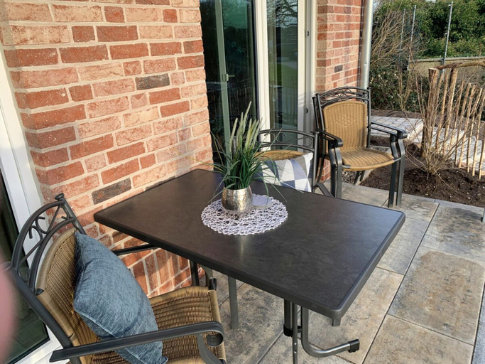 Outdoor dining 2, Fischer's Hut, Apartment Aal, Schleswig-Flensburg