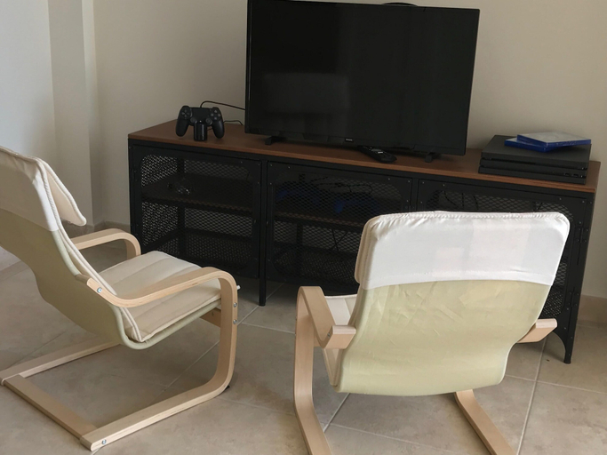 Room 4, Contemporary Villa With Swimming Pool, Var