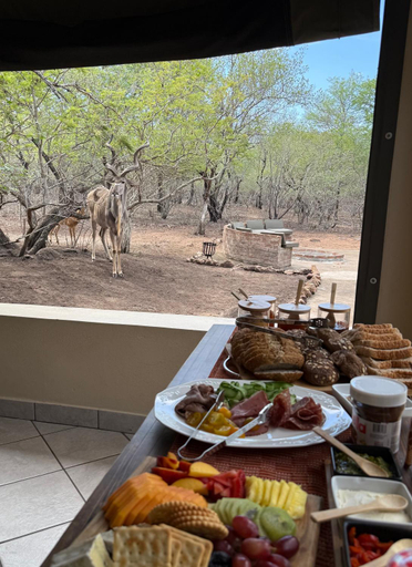 Food & Drinks 4, Bosveld Villa, Ehlanzeni