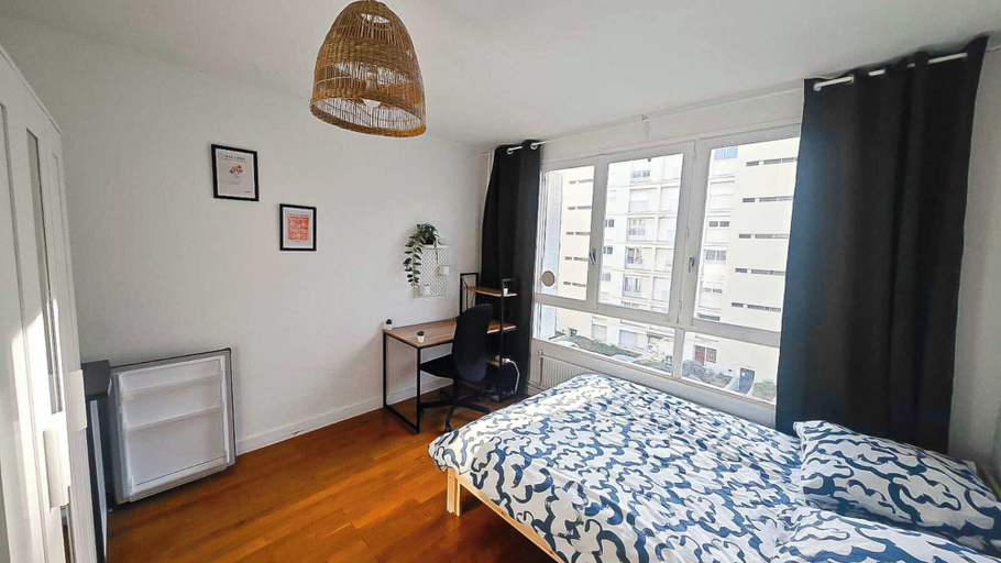 Room 3, Private Room in a Shared Flat - Lyon 7th, Rhône