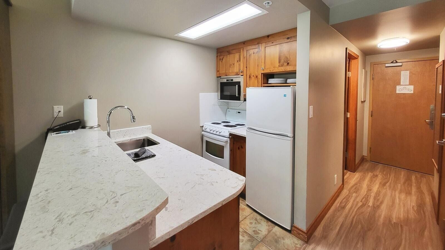 Private kitchen 2, Cahilty #347 Home, Thompson-Nicola