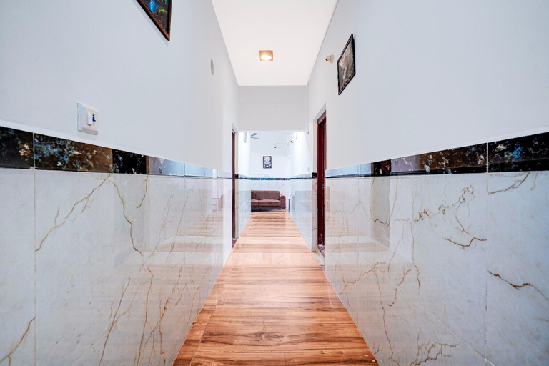 Interior 2, Classic GM Comdorts, Bangalore