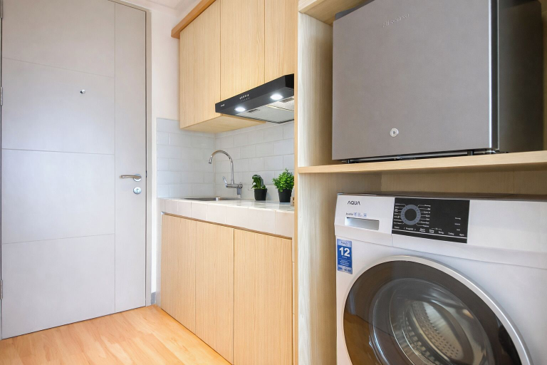 Private kitchen, Tranquil Studio At Tokyo Riverside Pik 2 Apartment Near Nice, Tangerang