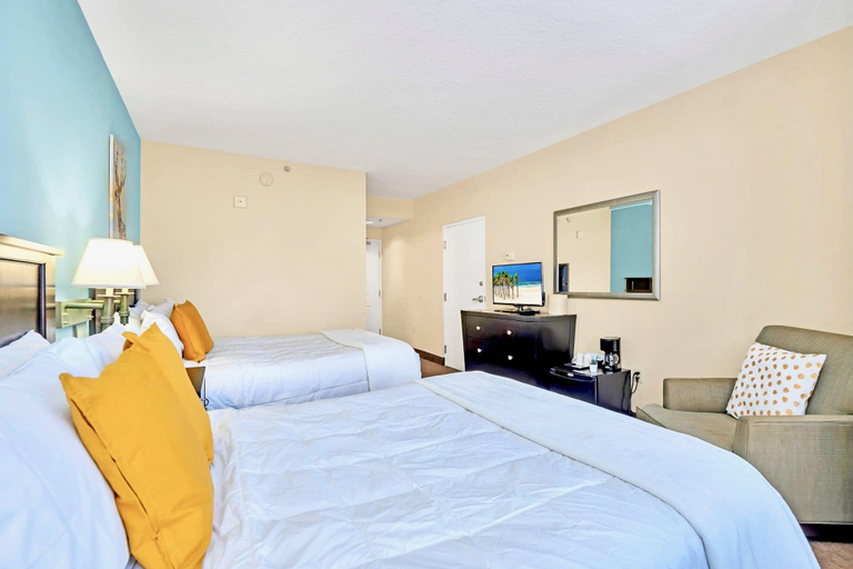 Bedroom 2, Studio with Hot Tub & Pool Near Universal Studios, Orange