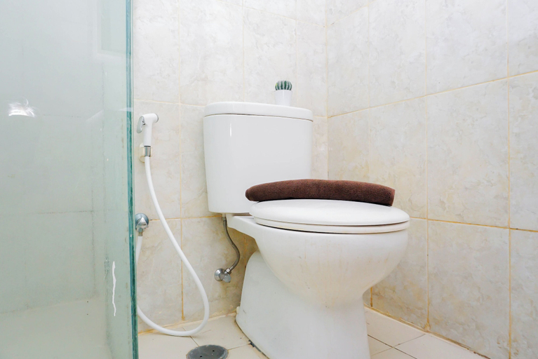 Interior 3, 2 Pax Neat Studio At Tamansari The Hive Apartment, East Jakarta